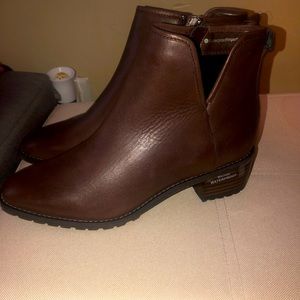 Brand New Authentic Leather Brown Boots! 9.5